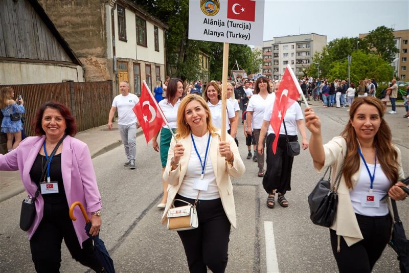 Kardeş şehir talsi&rsquo;de alanya&rsquo;nın k&uuml;lt&uuml;r&uuml; ve yerel değerleri tanıtıldı