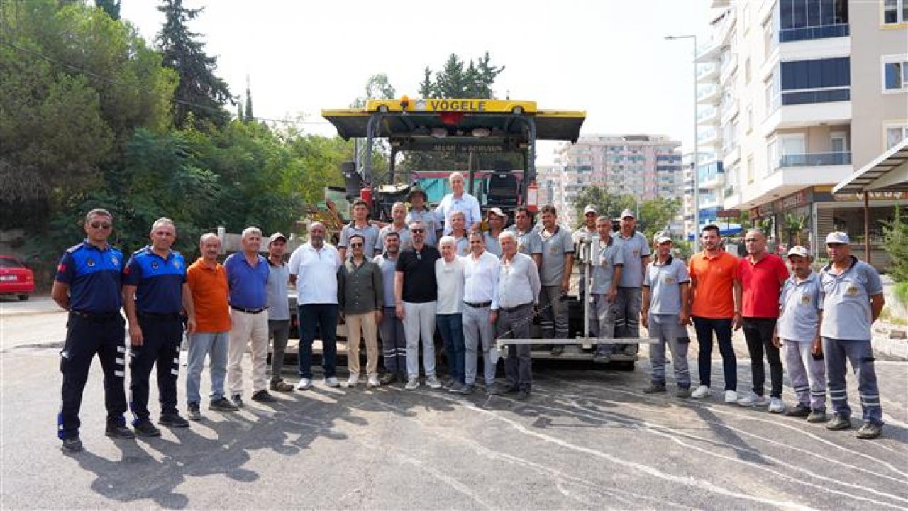 Kestel'de asfalt 9 gün önceden tamamlandı en anlamlı teşekkür iş makinesinin üzerine bırakıldı
