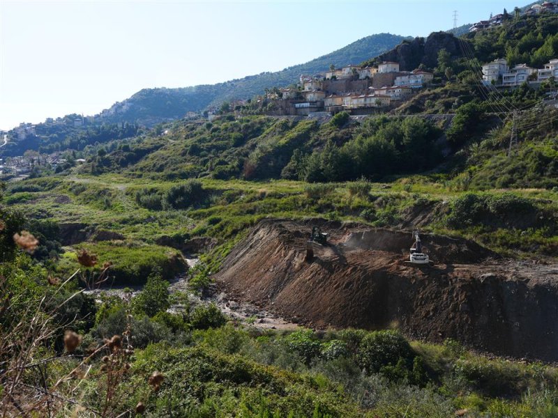 Alanya belediyesi&rsquo;nden benliler deresi&rsquo;nde heyelan riskine karşı &ouml;nlem