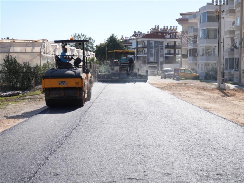 Alanya belediyesi&rsquo;nden payallar&rsquo;a 3,5 kilometrelik sıcak asfalt &ccedil;alışması