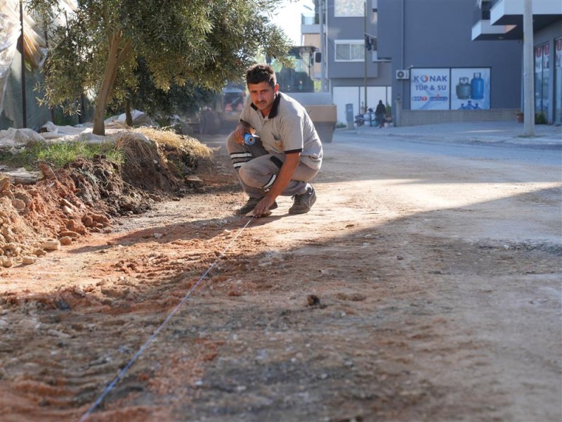 Alanya belediyesi&rsquo;nden payallar&rsquo;a 3,5 kilometrelik sıcak asfalt &ccedil;alışması