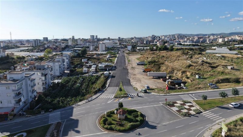 Alanya belediyesi&rsquo;nden payallar&rsquo;a 3,5 kilometrelik sıcak asfalt &ccedil;alışması