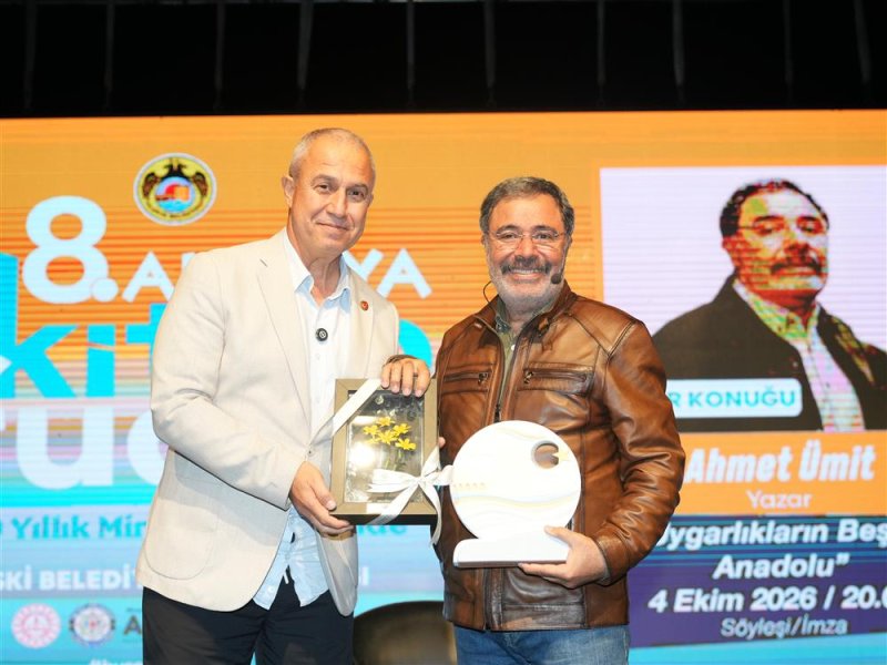 Alanya&rsquo;da kitapla dolu 10 g&uuml;n