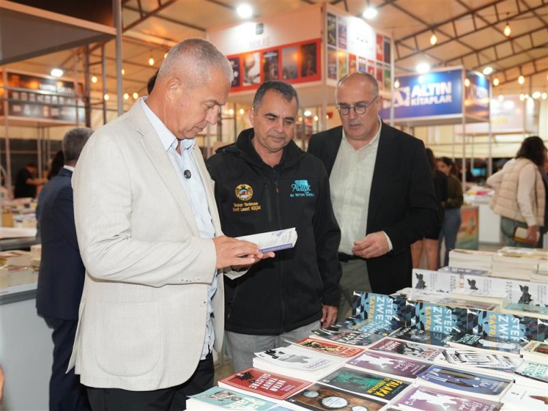 Alanya&rsquo;da kitapla dolu 10 g&uuml;n