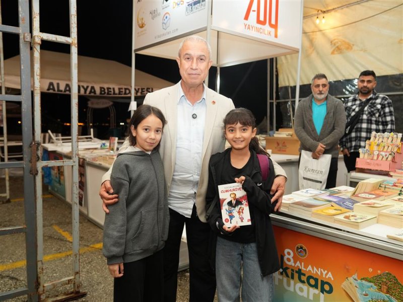 Alanya&rsquo;da kitapla dolu 10 g&uuml;n
